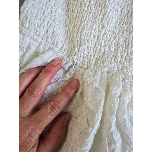 Entro Womens Strapless White Textured Peplum Top M Polyester Smocked Back - Picture 3 of 6